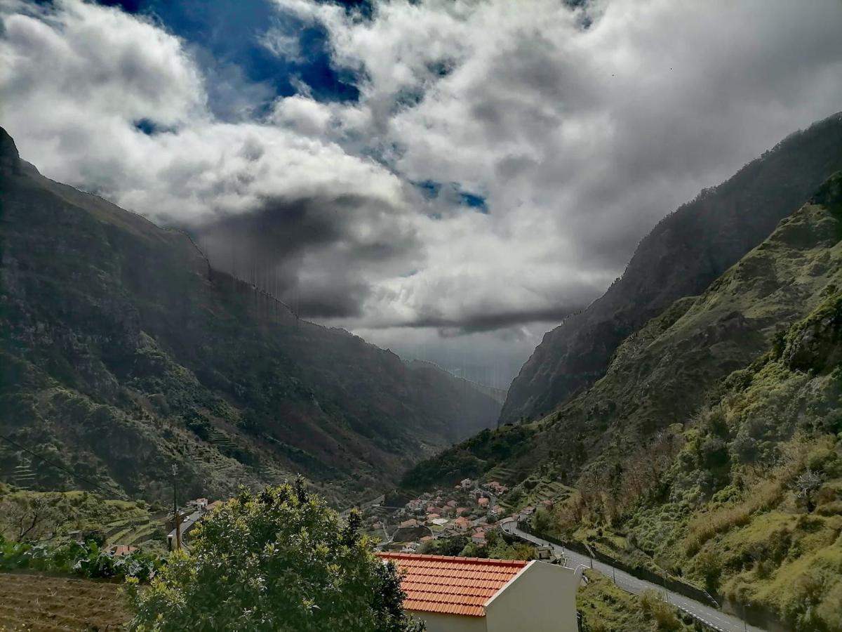 Green Valley House Madeira Ribeira Brava Esterno foto